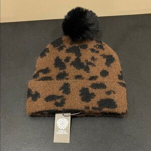 Vince Camuto | Leopard Print Beanie w/ Pom Pom